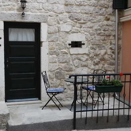 Piaceta Πανσιόν Σπλιτ