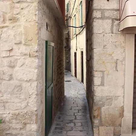 Piaceta Πανσιόν 4*