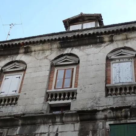 Piaceta Σπλιτ